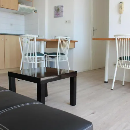 La Rochelle, 2 Pieces, 3 Personnes - Fr-1-246-297 Apartment